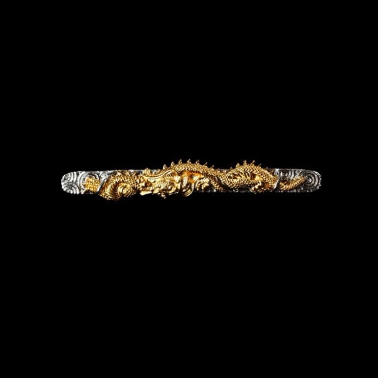 ネクタイピン 双龍雲海彫刻金製高級紳士用ネクタイピン