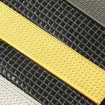 ネクタイピン 格子模様金属製ネクタイピン